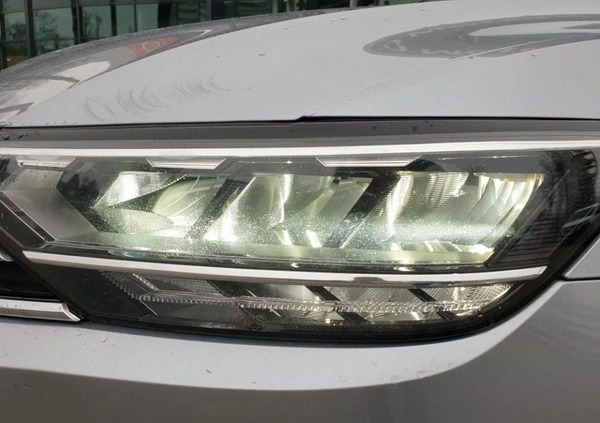 Volkswagen Passat cena 88900 przebieg: 127276, rok produkcji 2019 z Białystok małe 497